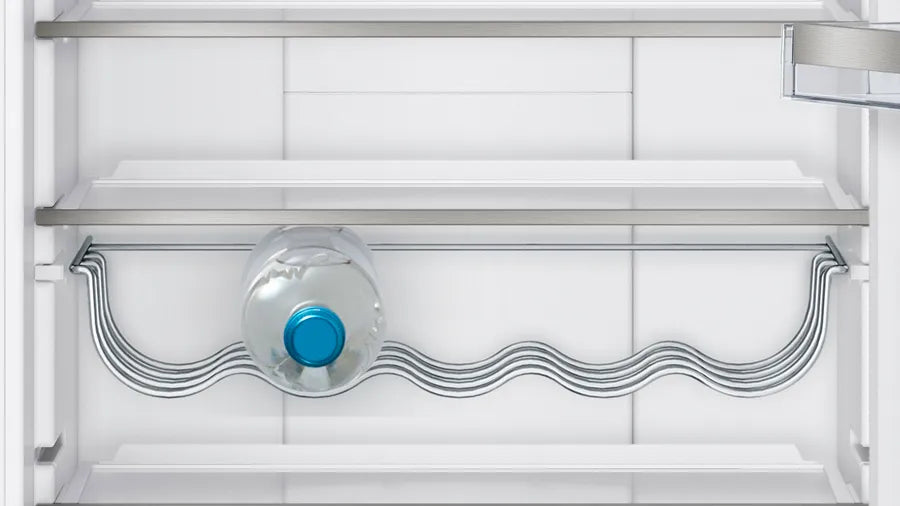 iQ700 built-in fridge 177.2 x 55.8 cm soft close flat hinge